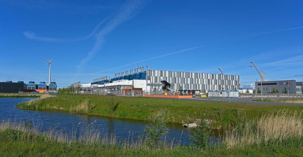 重复利用数据中心多余热量的四种创新方法